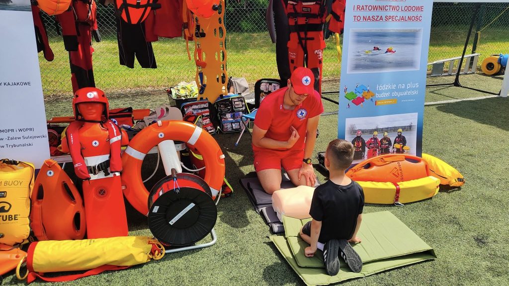 6-1024x576 Dzień Dziecka w Sulejowie z WOPR Piotrków Trybunalski