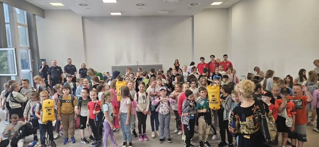 p1-1024x473 Dzień Dziecka z Policją i WOPR-em – prelekcja w Komendzie Miejskiej Policji w Piotrkowie Trybunalskim