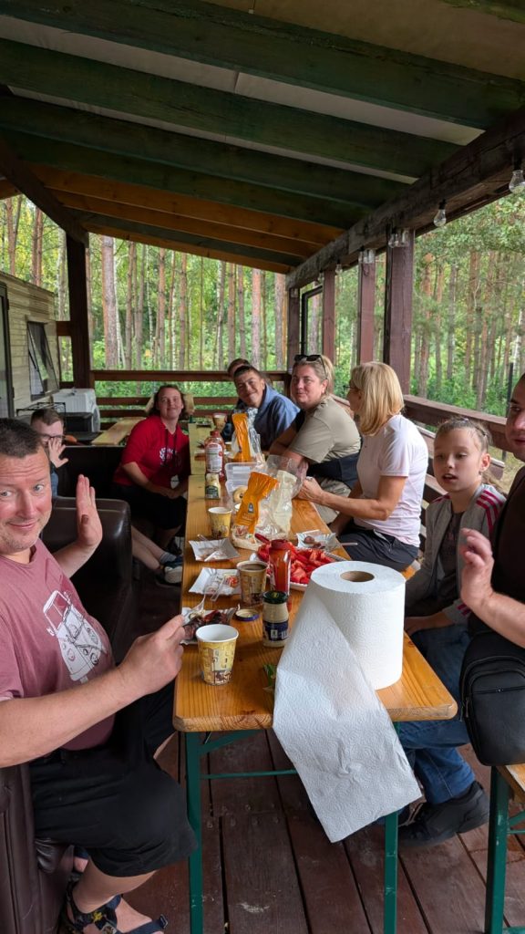 Sz.-spec-Sosenka-posilek-576x1024 Sprawozdanie - "Bezpieczna rzeka"